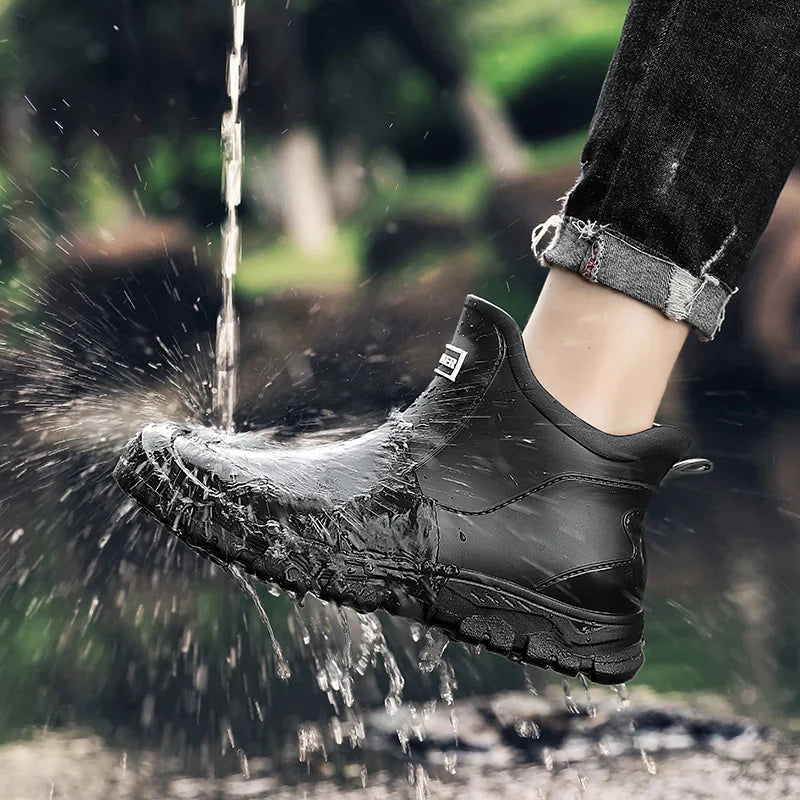 Rugged everyday lace-up terrain boots for men | Pinegrove -4