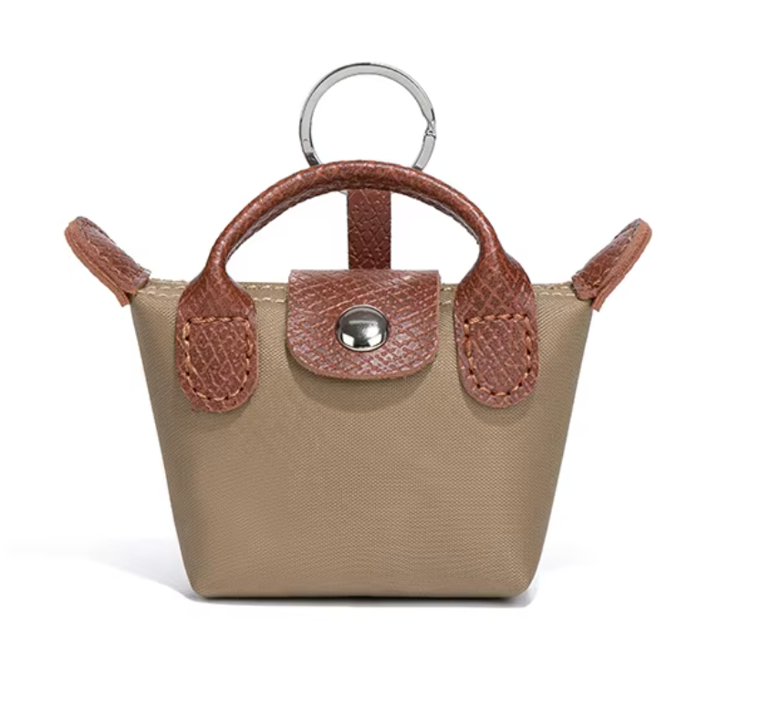 Storing Le Pliage mini key pouch charm for women | Longchamp
