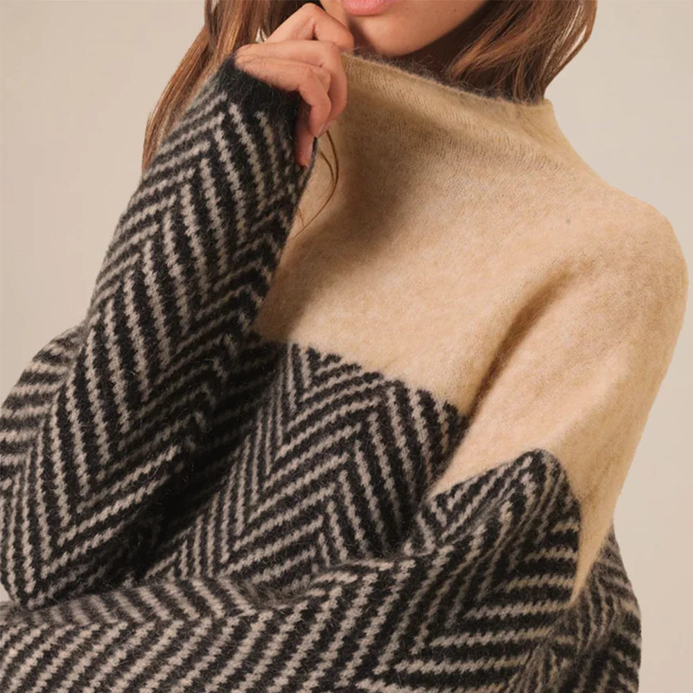 Soft cosy luxury turtleneck jumper for women -7