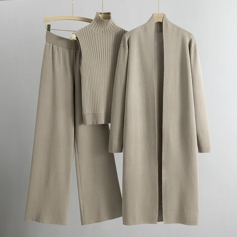 Elegant three-piece suit set for women | Valentina Rossi Vicenza -2