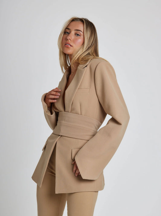 Detailed Belted blazer for women | Elodie