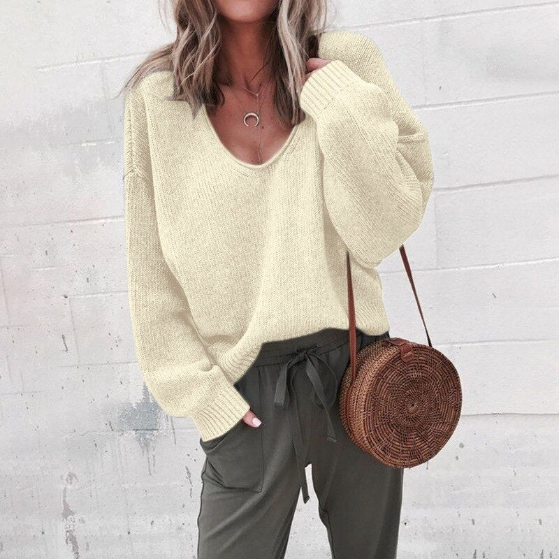 Classic knit V-neck everyday jumper for women -4