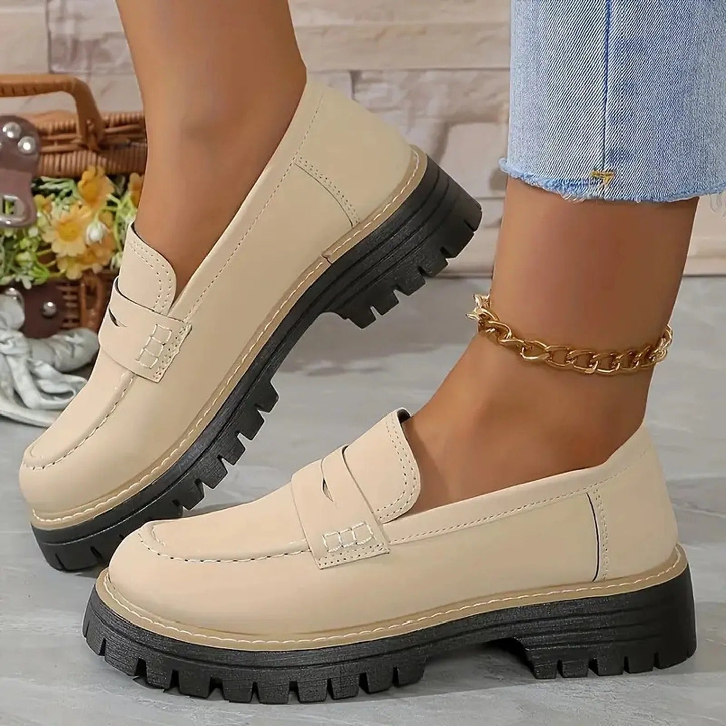 Comfortable everyday elegant support sneakers for women -1