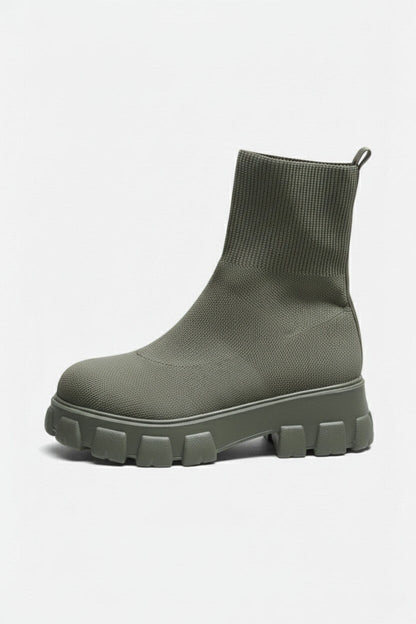 Explorer Thick-soled ankle boots with round-toe silhouette for women | Caurelle