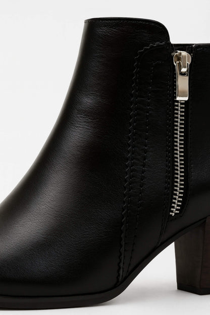 Voyager Ankle boots with chunky mid-heel for women | Caurelle