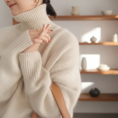 Relaxed cosy turtleneck cashmere sweater for women | Casvian -4