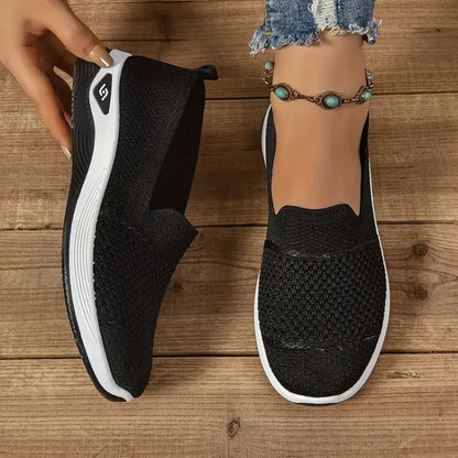 Beat Comfortable slip-on sneakers for women | Azira