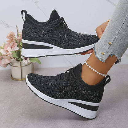 Velocity Supportive everyday sneakers for women | Brielle