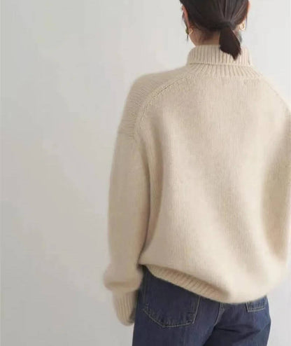 Cosy classic cashmere turtleneck sweater for women -8