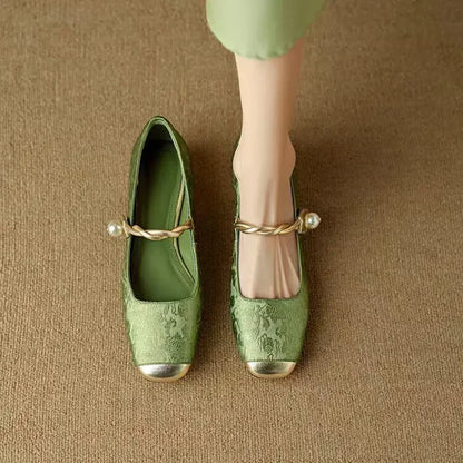 Classic everyday leather pumps for women | Naila -4