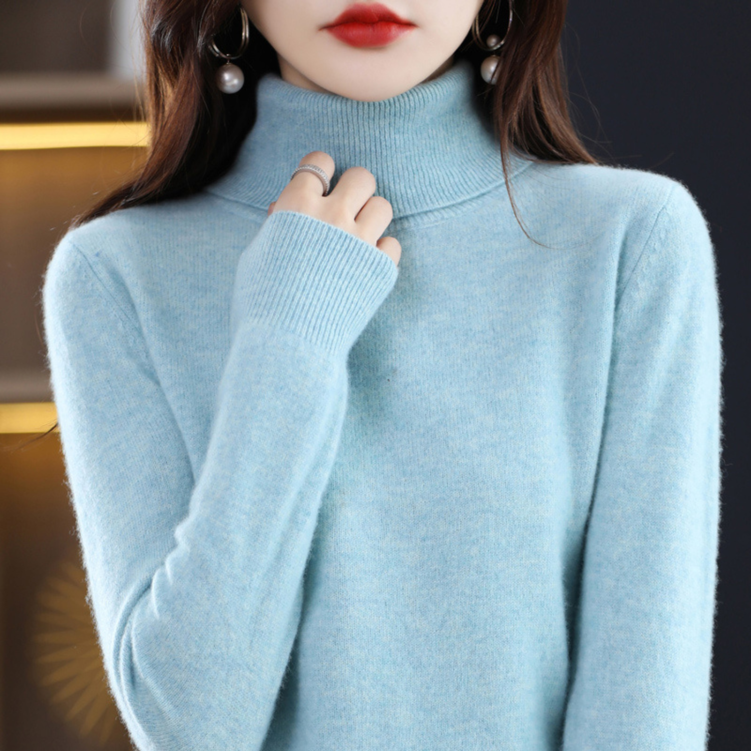 Soft cashmere turtleneck jumper for women | Elena -3