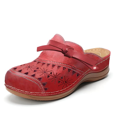 Relaxed Supportive sandals with adjustable fit for women | Anette