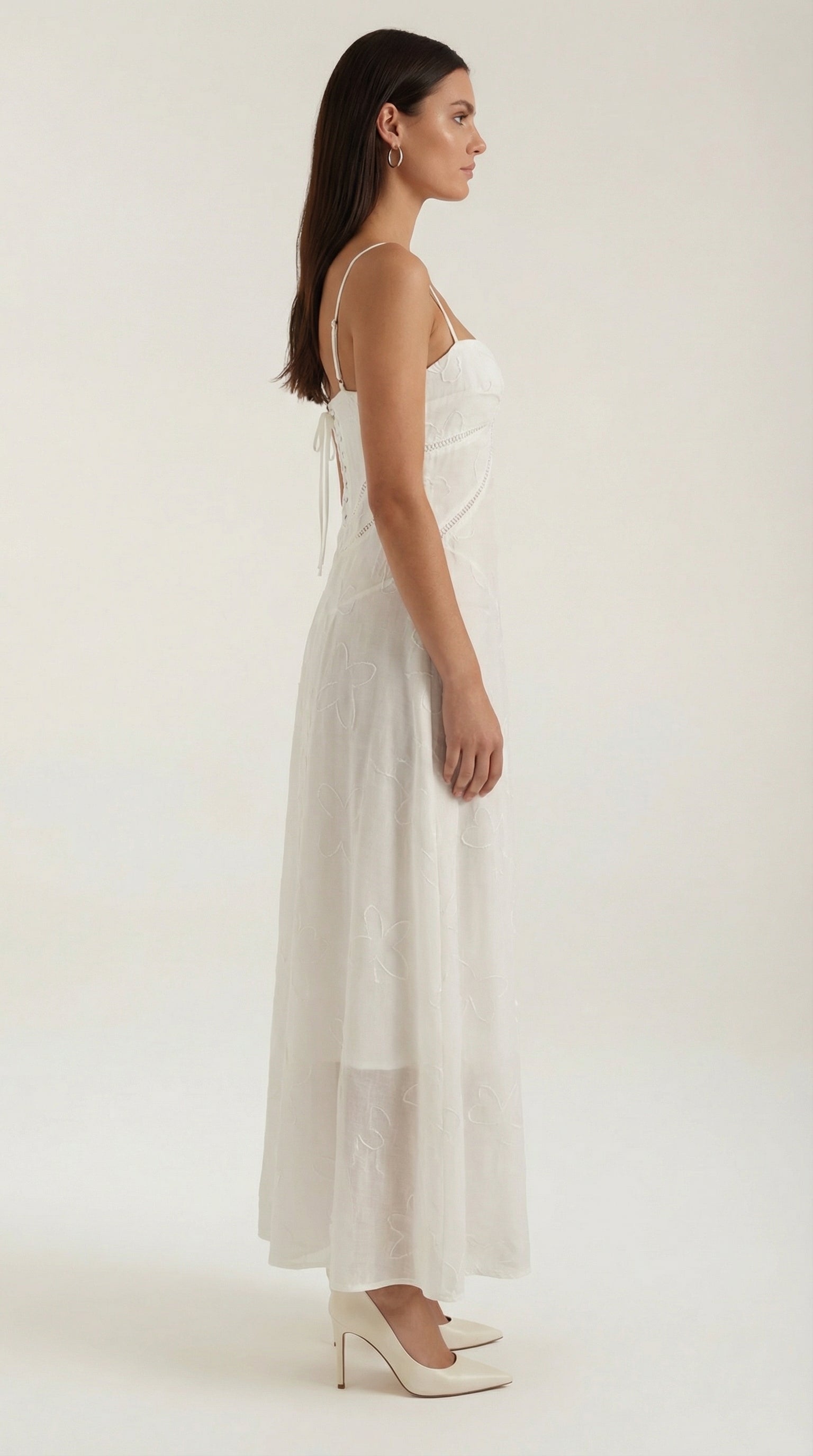 Elegant sweetheart lace maxi dress for women | Arabelle -2