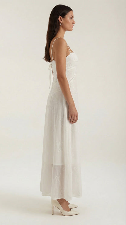 Elegant sweetheart lace maxi dress for women | Arabelle -2