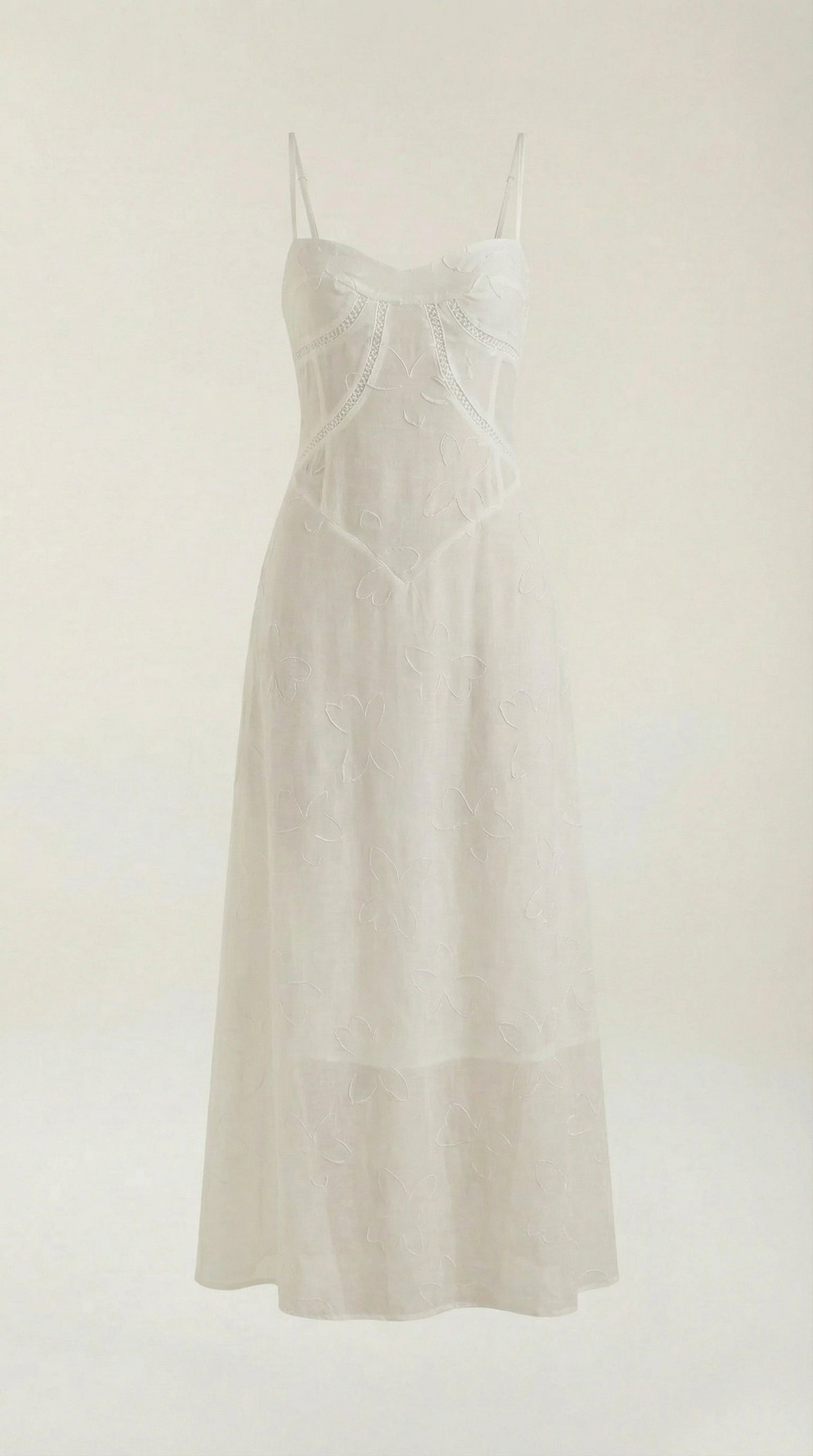 Elegant sweetheart lace maxi dress for women | Arabelle -3