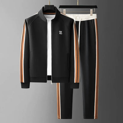 Classic relaxed everyday tracksuit for men -8